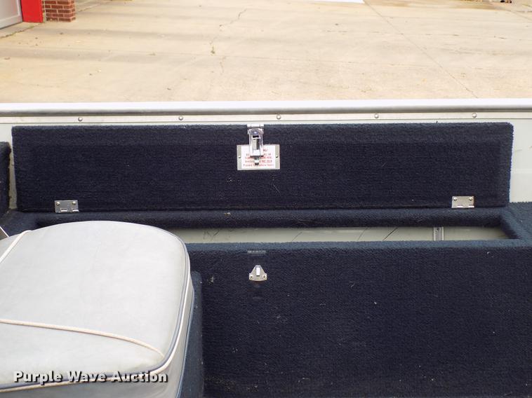 image for item DD3480 Lowe 160V boat and trailer