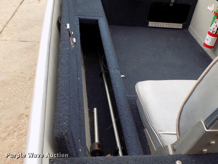 image for item DD3480 Lowe 160V boat and trailer