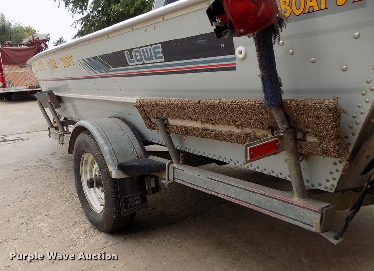 image for item DD3480 Lowe 160V boat and trailer