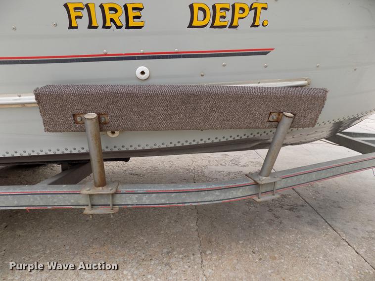 image for item DD3480 Lowe 160V boat and trailer