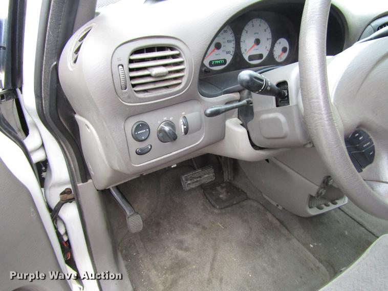 image for item DD3697 2003 Dodge Grand Caravan van