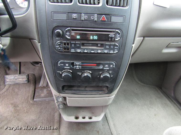 image for item DD3697 2003 Dodge Grand Caravan van