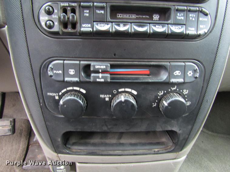 image for item DD3697 2003 Dodge Grand Caravan van
