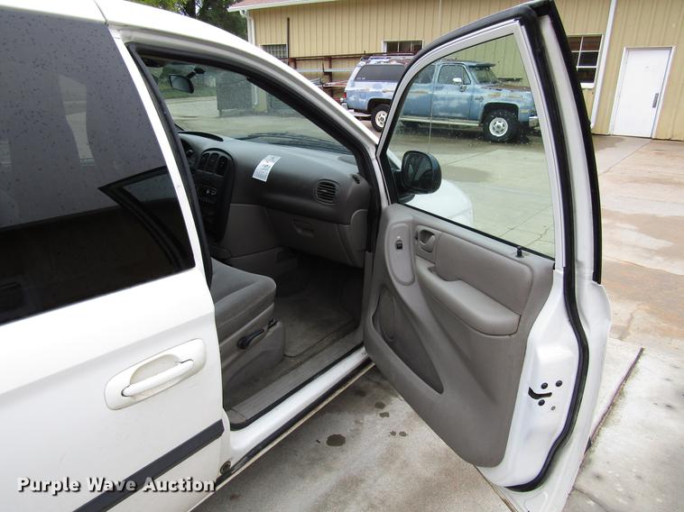 image for item DD3697 2003 Dodge Grand Caravan van