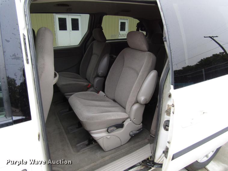 image for item DD3697 2003 Dodge Grand Caravan van