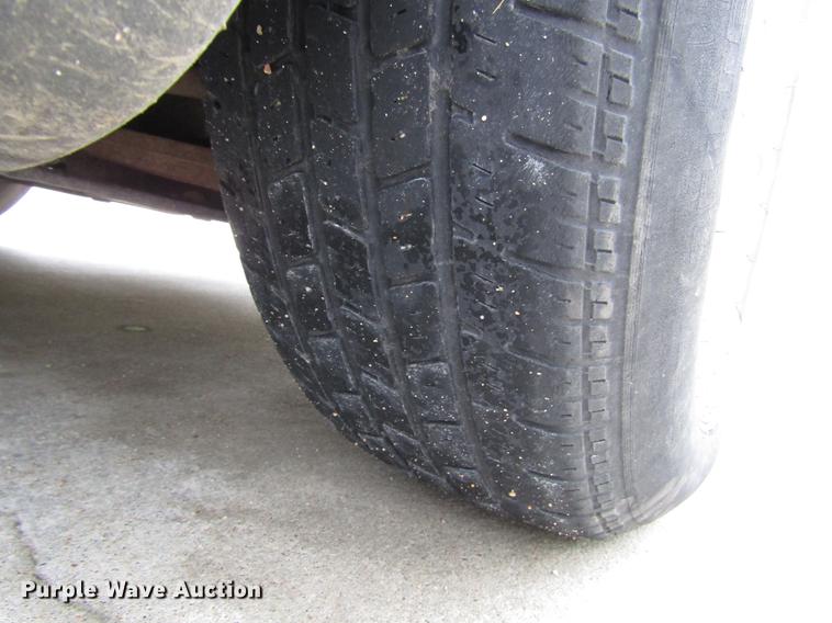 image for item DD3697 2003 Dodge Grand Caravan van