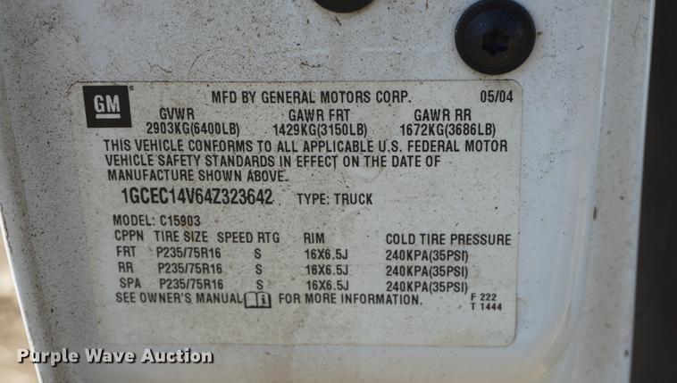 image for item DD6549 2004 Chevrolet Silverado 1500 pickup truck