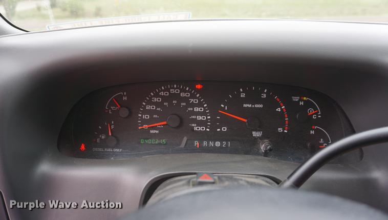 image for item DD6622 2002 Ford F550 Super Duty fire truck