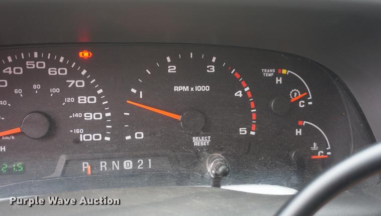 image for item DD6622 2002 Ford F550 Super Duty fire truck