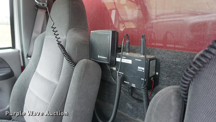 image for item DD6622 2002 Ford F550 Super Duty fire truck