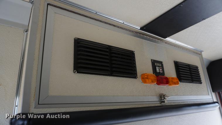 image for item DD6622 2002 Ford F550 Super Duty fire truck