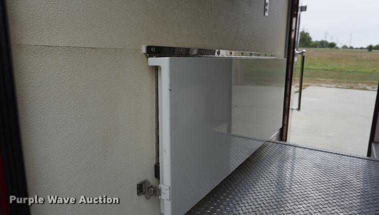 image for item DD6622 2002 Ford F550 Super Duty fire truck