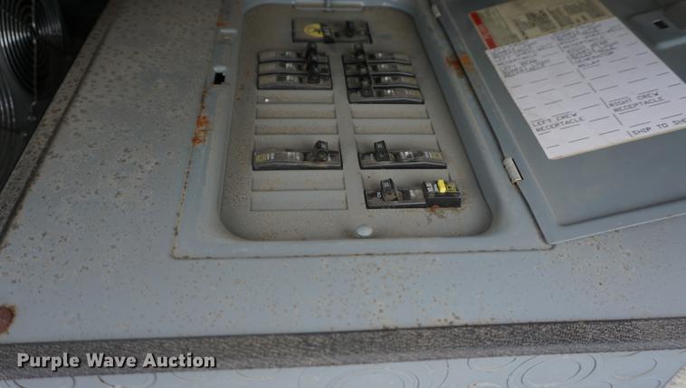 image for item DD6622 2002 Ford F550 Super Duty fire truck