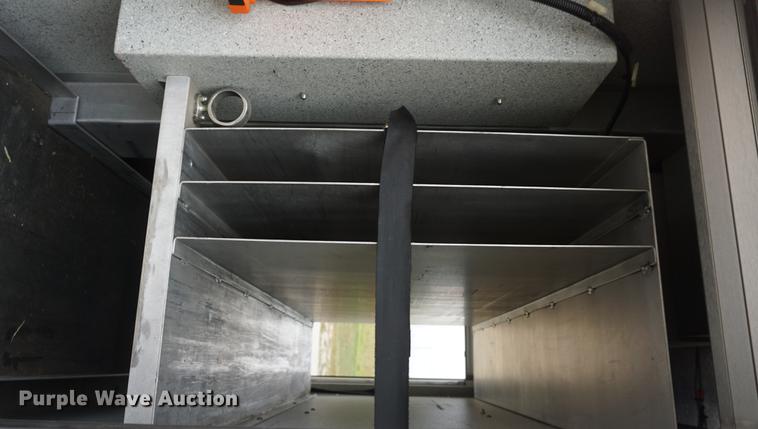 image for item DD6622 2002 Ford F550 Super Duty fire truck