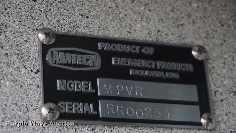 image for item DD6622 2002 Ford F550 Super Duty fire truck