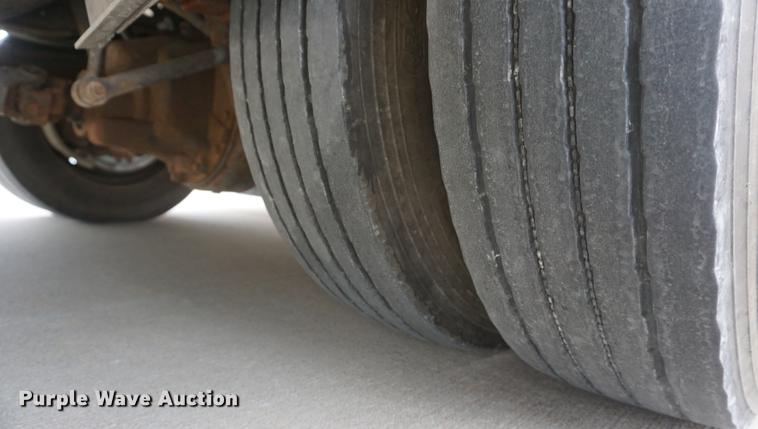 image for item DD6622 2002 Ford F550 Super Duty fire truck