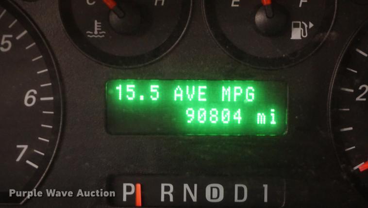 image for item DD6628 2004 Ford Taurus