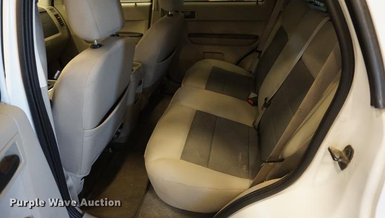 image for item DD6629 2008 Ford Escape Hybrid SUV