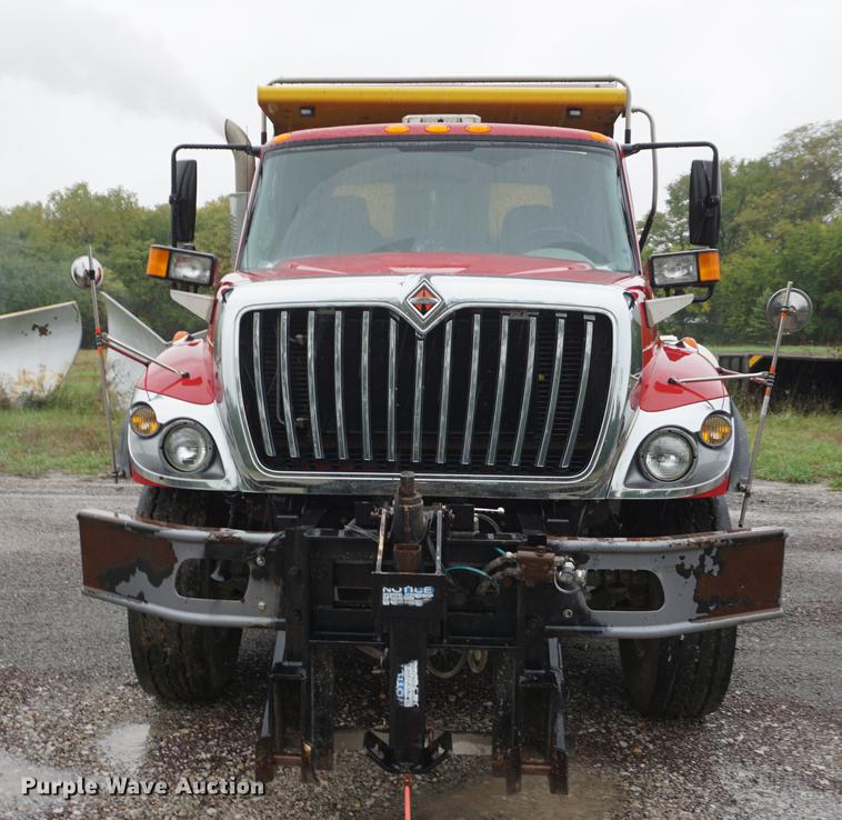 image for item DD6641 2008 International 7400 dump truck
