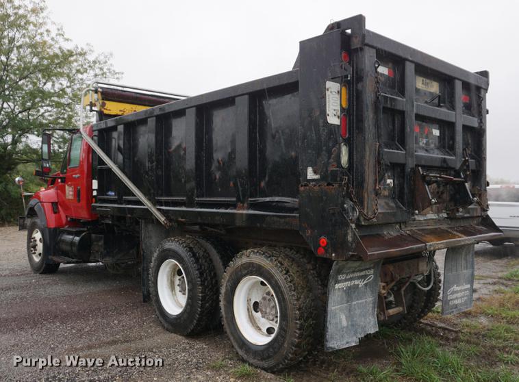 image for item DD6641 2008 International 7400 dump truck