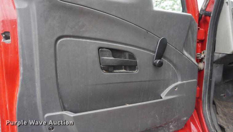 image for item DD6641 2008 International 7400 dump truck