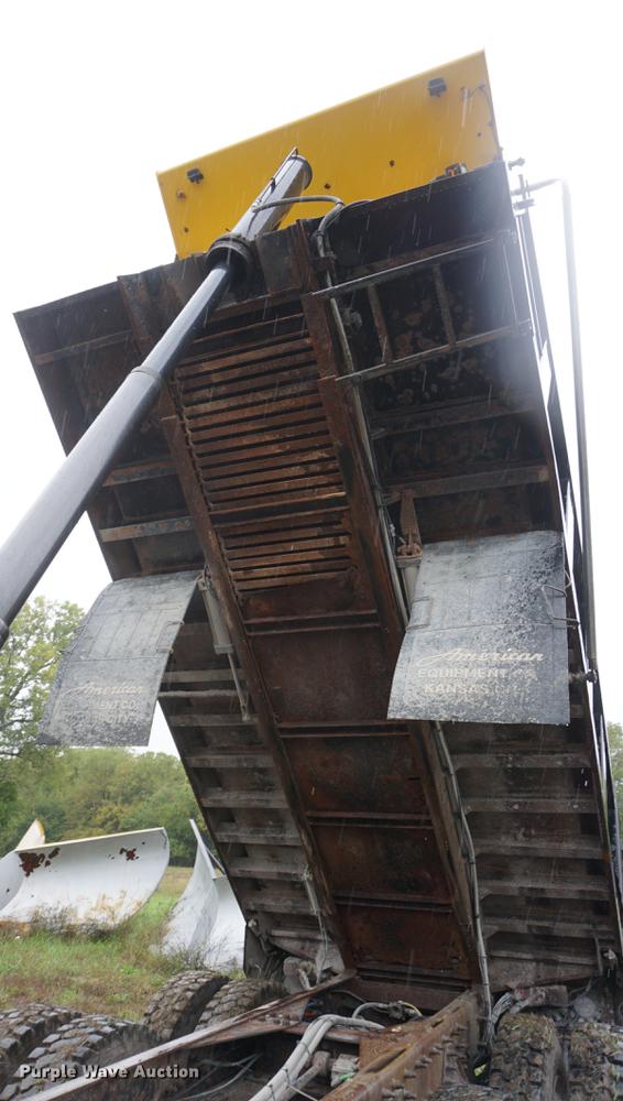 image for item DD6641 2008 International 7400 dump truck