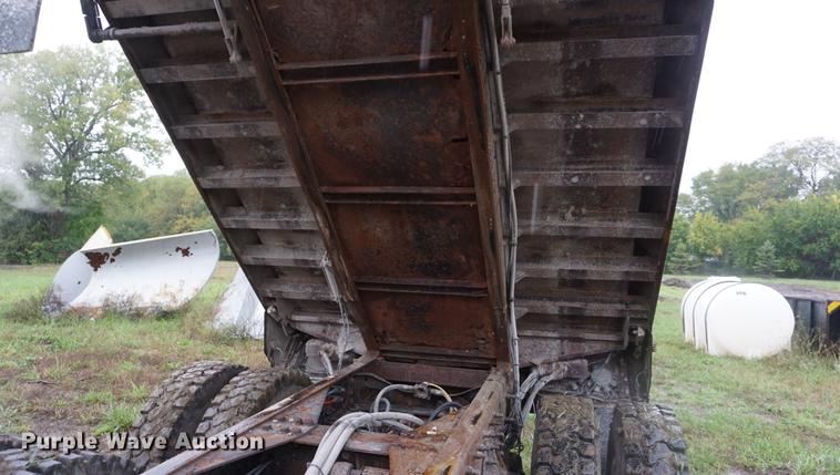 image for item DD6641 2008 International 7400 dump truck