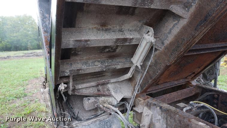 image for item DD6641 2008 International 7400 dump truck