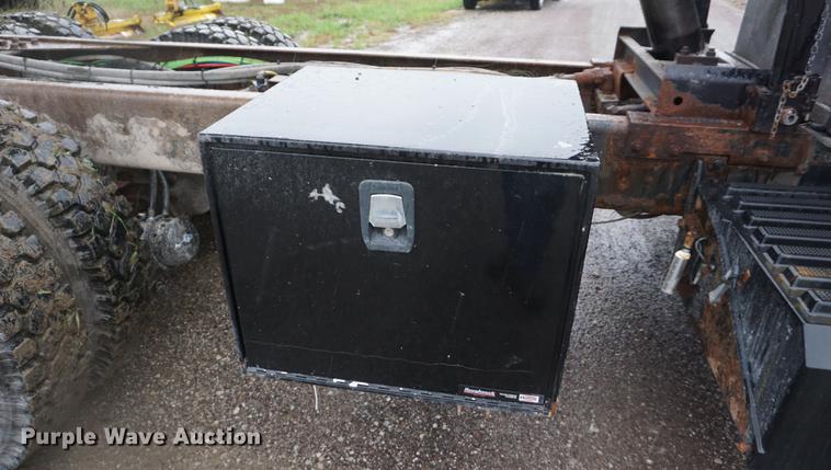 image for item DD6641 2008 International 7400 dump truck