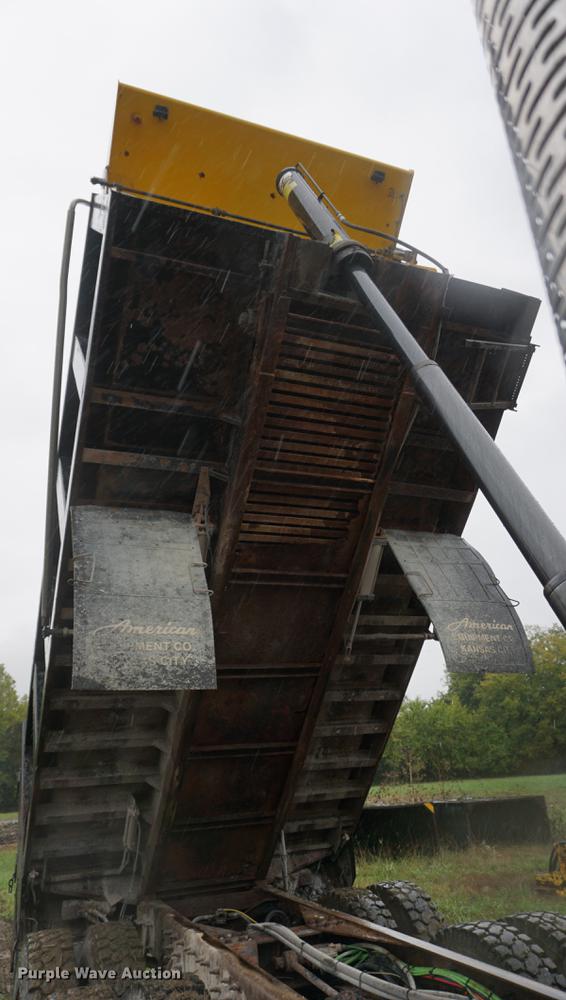 image for item DD6641 2008 International 7400 dump truck