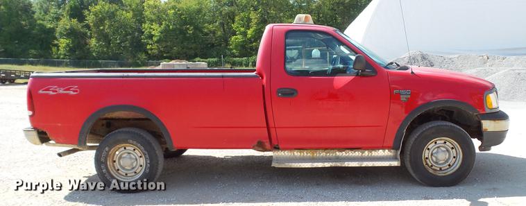 image for item DD7412 2000 Ford F150 flatbed pickup truck