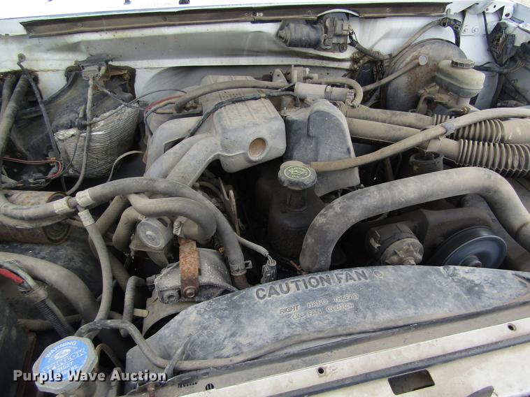 image for item DD8914 1993 Ford F150 utility bed pickup truck