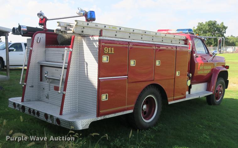 image for item DE3832 1977 Chevrolet C60 fire truck