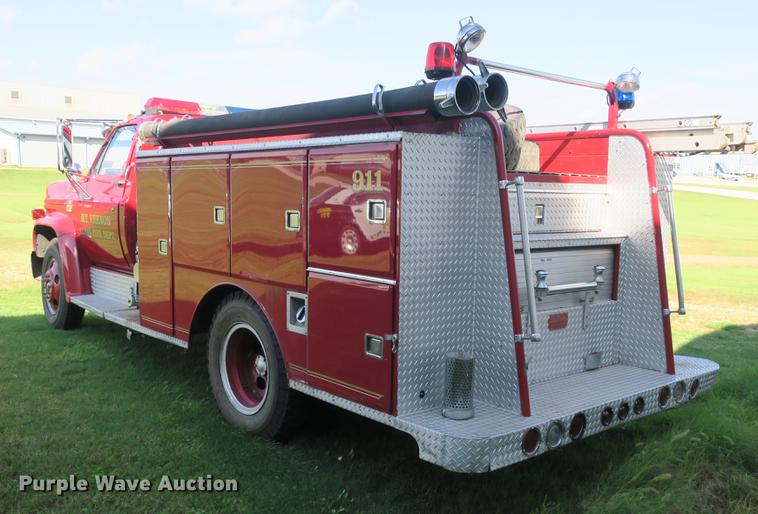 image for item DE3832 1977 Chevrolet C60 fire truck