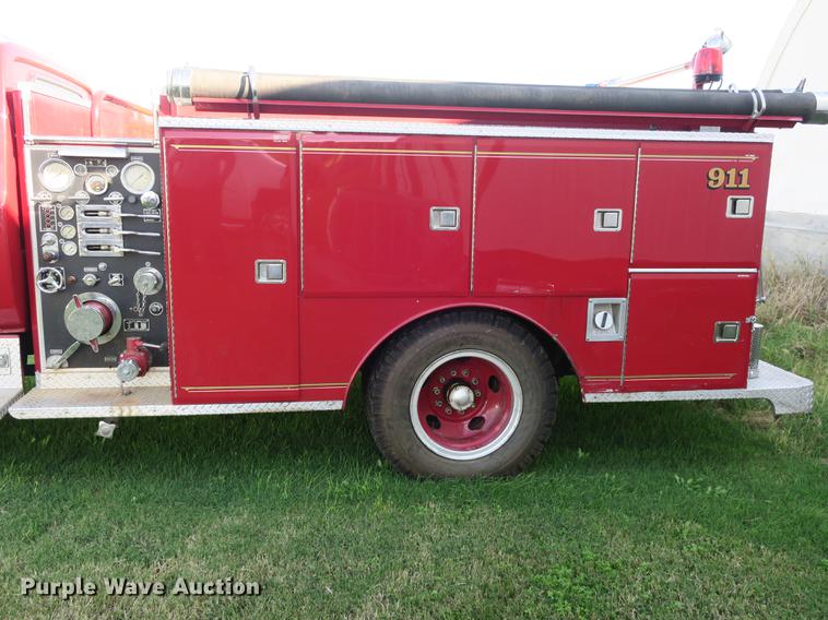 image for item DE3832 1977 Chevrolet C60 fire truck