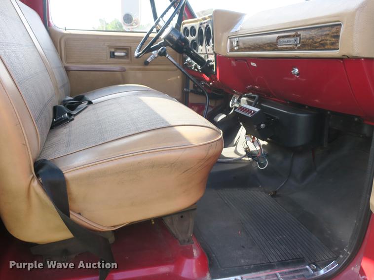 image for item DE3832 1977 Chevrolet C60 fire truck