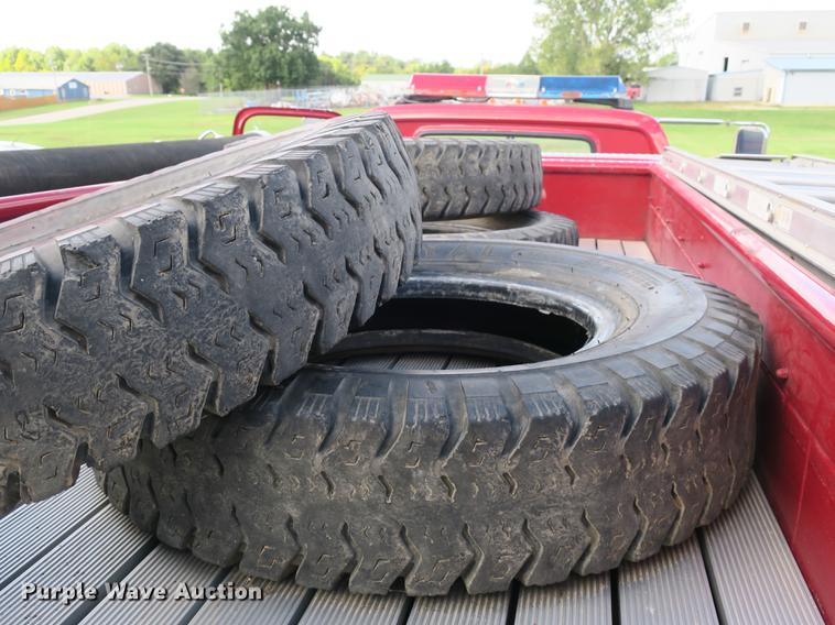 image for item DE3832 1977 Chevrolet C60 fire truck