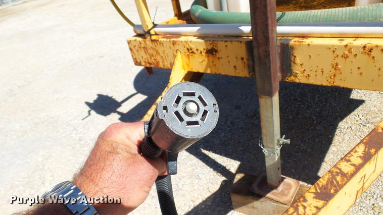 image for item DE4833 1999 Vactron PMD-800GT vacuum excavator