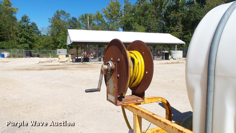 image for item DE4833 1999 Vactron PMD-800GT vacuum excavator