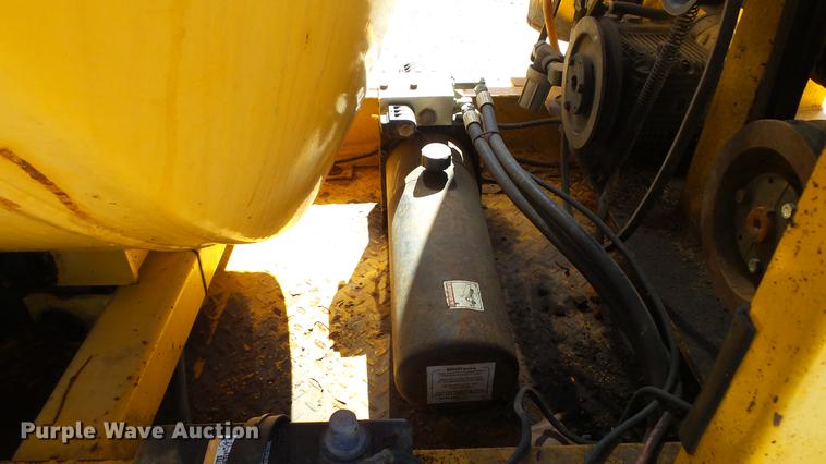 image for item DE4833 1999 Vactron PMD-800GT vacuum excavator