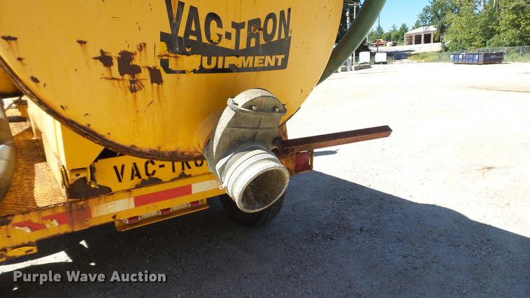 image for item DE4833 1999 Vactron PMD-800GT vacuum excavator