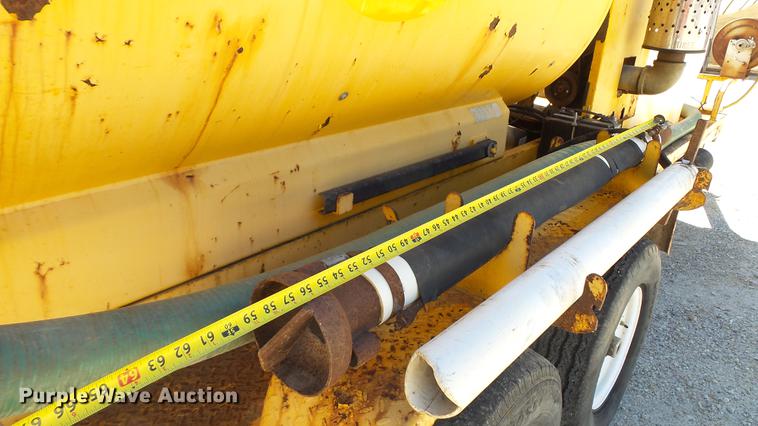 image for item DE4833 1999 Vactron PMD-800GT vacuum excavator