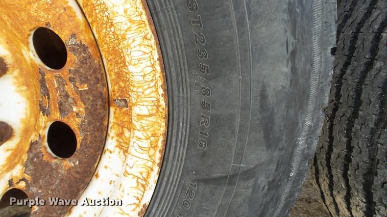 image for item DE4833 1999 Vactron PMD-800GT vacuum excavator