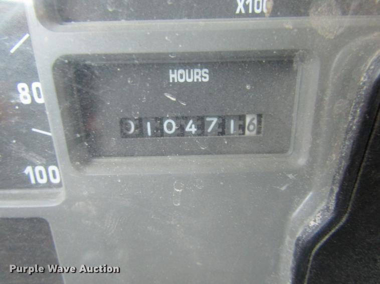 image for item DE5850 1996 International 4900 dump truck