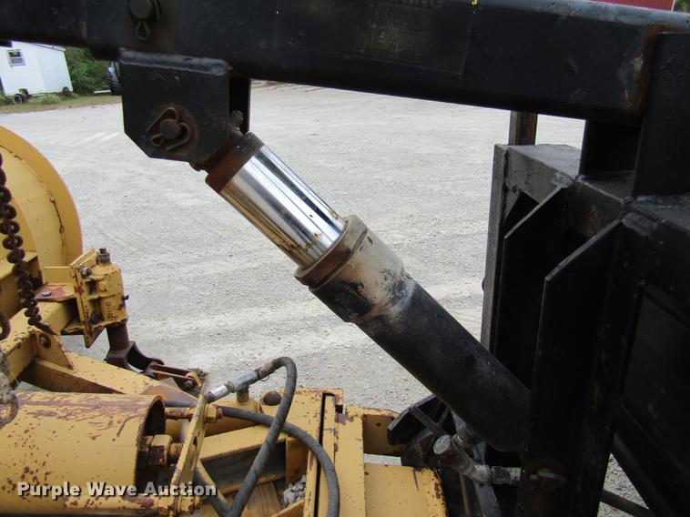image for item DE5850 1996 International 4900 dump truck