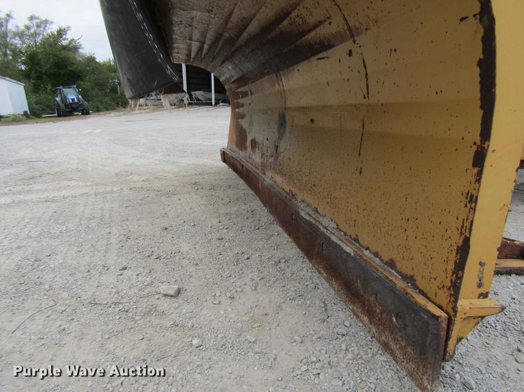 image for item DE5850 1996 International 4900 dump truck