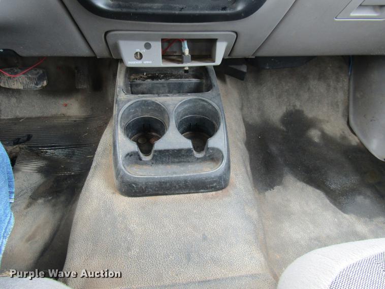 image for item DE5859 2000 Ford Ranger SuperCab pickup truck