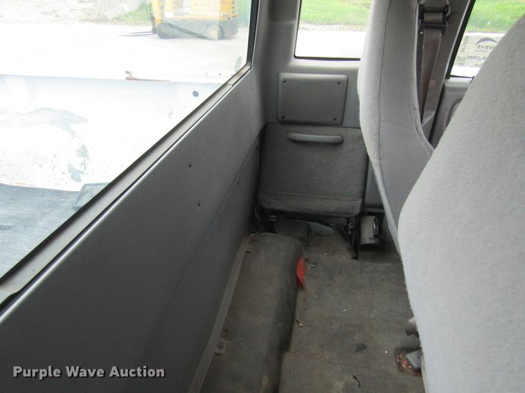 image for item DE5859 2000 Ford Ranger SuperCab pickup truck