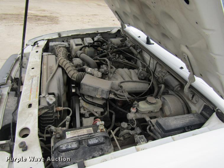 image for item DE5859 2000 Ford Ranger SuperCab pickup truck