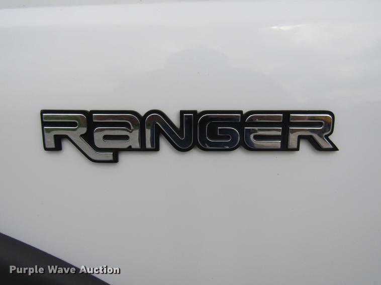 image for item DE5859 2000 Ford Ranger SuperCab pickup truck